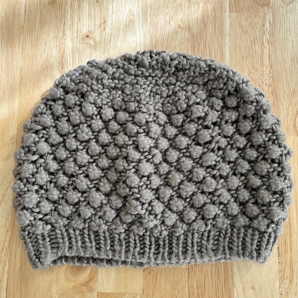 H&M Handknit Wool Blend Taupe Beige Beanie Hat - Picture 4 of 6